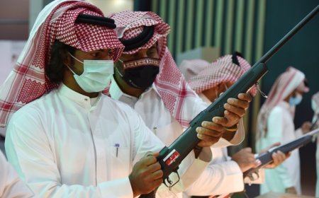 সৌদি আরবের কাছে বিধ্বংসী অস্ত্র বিক্রির নিষেধাজ্ঞা প্রত্যাহার করার ঘোষণা করছে যুক্তরাষ্ট্র