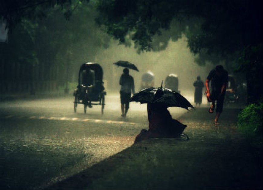 রাজধানীসহ ১২ জেলায় ঘণ্টায় সর্বোচ্চ ৬০ কিলোমিটার বেগে ঝোড়ো হাওয়াসহ বৃষ্টির পূর্বাভাস