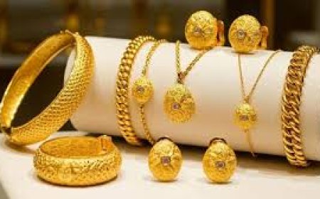 দেশের বাজারে বাড়ল সোনার দাম, ভরিতে ২,২১৬ টাকা