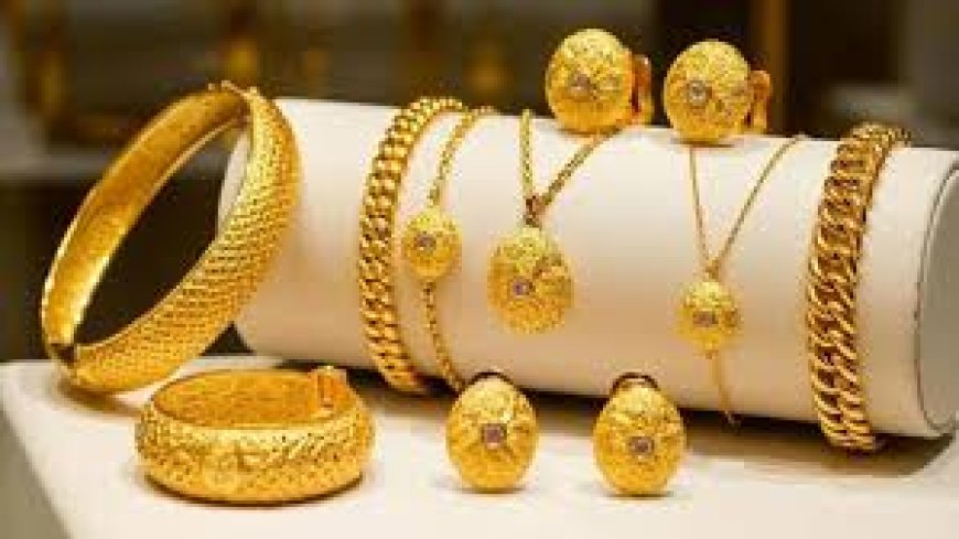 দেশের বাজারে বাড়ল সোনার দাম, ভরিতে ২,২১৬ টাকা