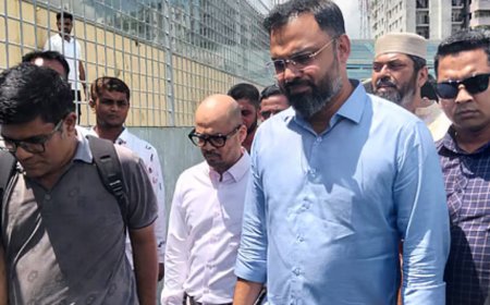 কমলাপুর স্টেডিয়ামের অটোরিকশার দোকান বরাদ্দ বাতিল ও প্রশাসক বরখাস্ত