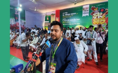 সংসদ কার্যকর না হলে ঢাকায় নতুন লংমার্চের হুঁশিয়ারি বিরোধীদলীয় চিফ হুইপ নাহিদ ইসলামের