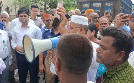 লালমনিরহাটে সার সরবরাহ ও সিন্ডিকেট নির্মূলের দাবিতে মহাসড়ক অবরোধ