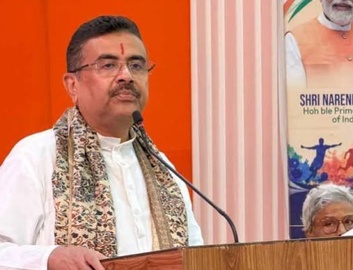 শুভেন্দুর ঘোষণা ,এবার কলকাতার রেড রোডে ‘পূজা কার্নিভ্যাল’ হচ্ছে না