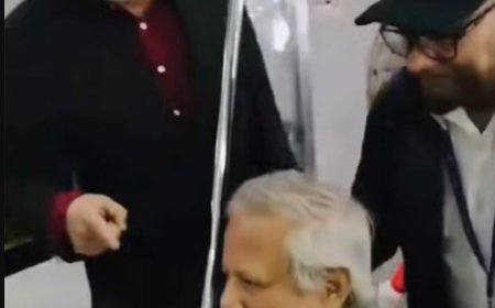 নিউ ইয়র্কের বিমানবন্দরে ড. মুহাম্মদ ইউনূসকে আওয়ামী লীগ নেতাদের হেনস্তার অভিযোগ
