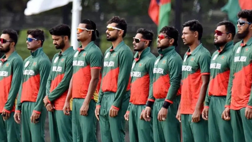 নিয়ম ভেঙে ঘোরাঘুরি, শাস্তির মুখে ৩ ক্রিকেটার